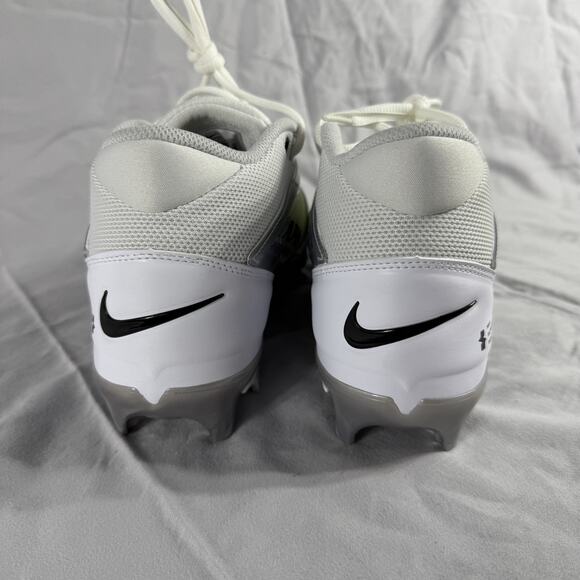 Nike Alpha Menace 4 Pro Football Shoes Mens 9 Cleats White Black New FD7037-100 main image 6